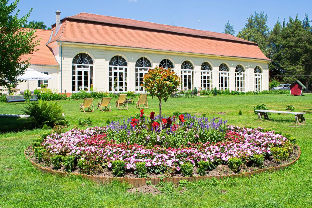 Vila Rozalia Garden Gate 아브리그 외부 사진
