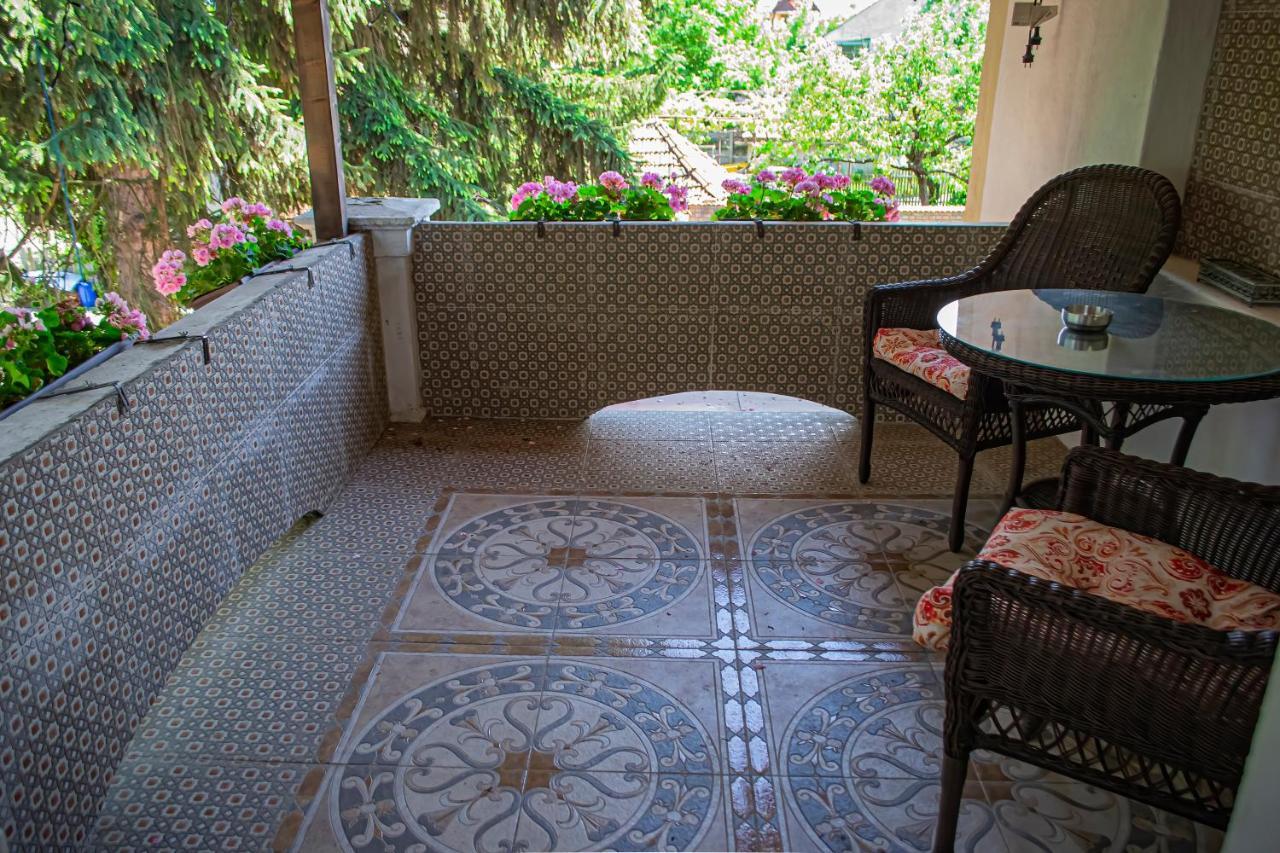 Vila Rozalia Garden Gate 아브리그 외부 사진
